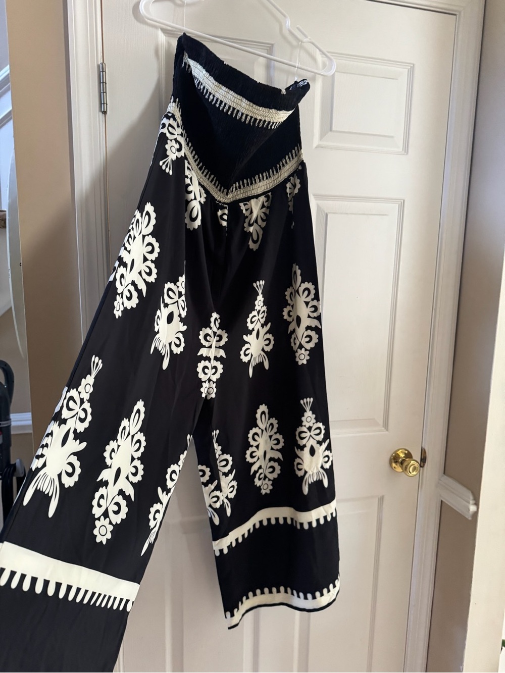 SHEIN Black and White Strapless Jumpsuit with Embroidered Motif